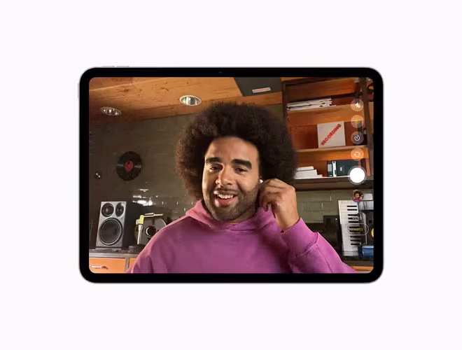 New AirPods Features in iOS 26: Camera Remote and Studio Audio Are Coming Back in Style