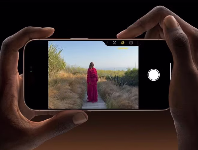 Apple to Simplify iPhone 18 Camera Control Button, Not Remove It
