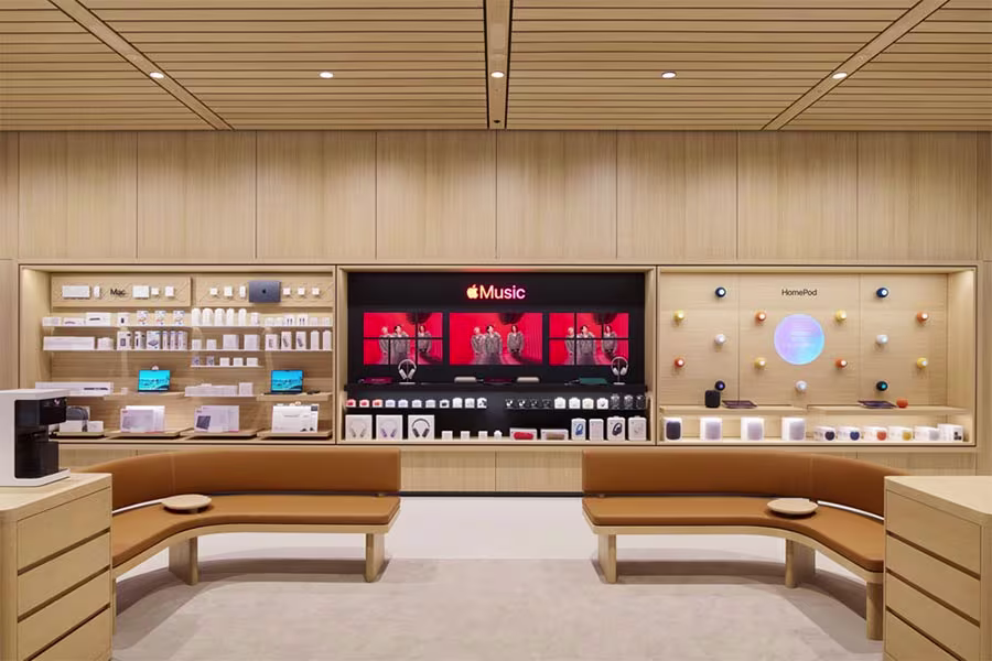 Apple Ginza Seating Area